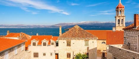 Apartment (Three Bedroom Apartment with Sea View) | Außenbereich