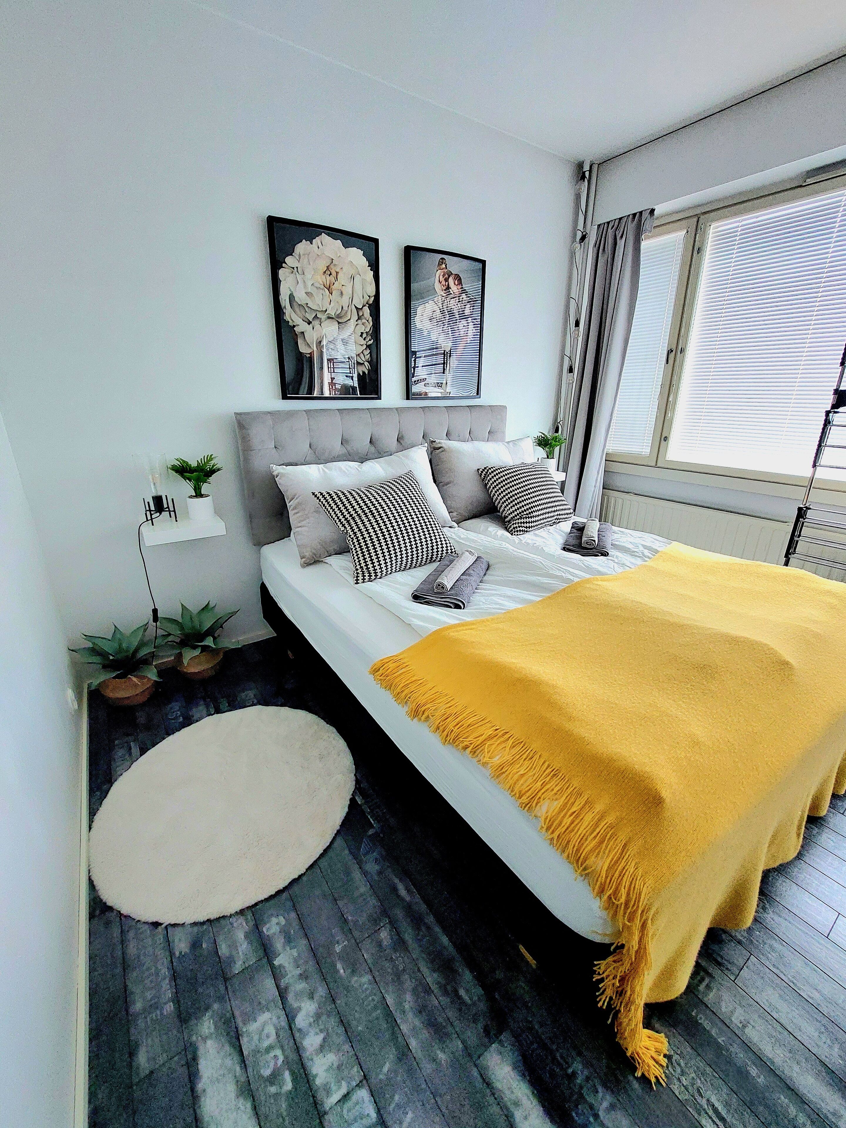 アイロン / アイロン台、旅行用ベビーベッド、WiFi (無料)、ベッドシーツ