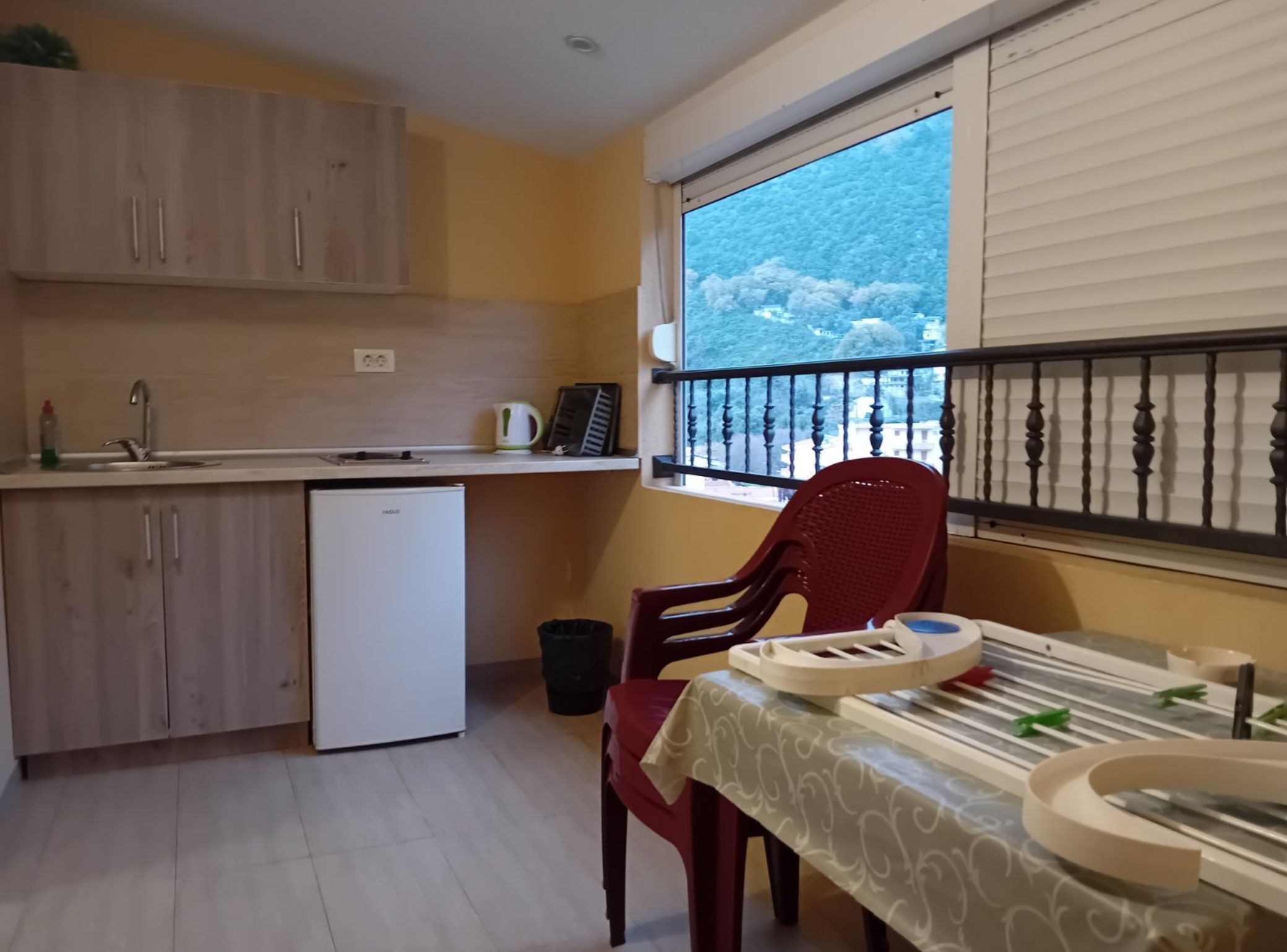 إستديو (Studio Apartment with Mountain View a) | 6 عدّة غرف نوم
