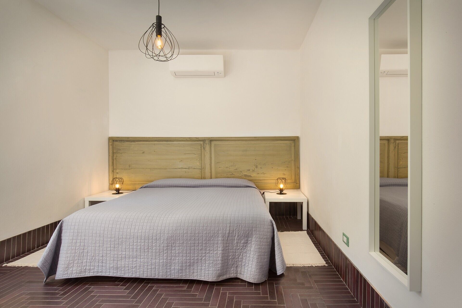 3 chambres, fer et planche à repasser, Wi-Fi, draps fournis