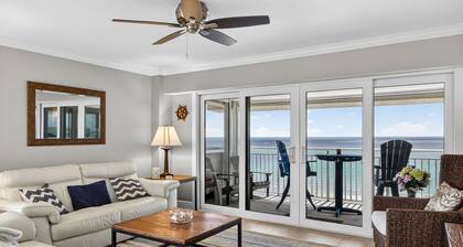 Peaceful Penthouse Escape 180° Views - Oceanfront
