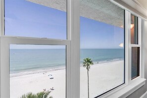 Interior - Peaceful Penthouse Escape 180° Views - Oceanfront (Indian Shores)
