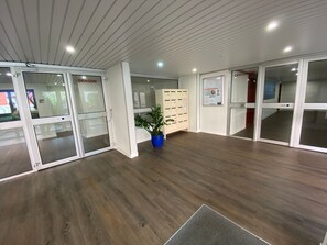 Interior - Central Studio with Terrace & Secure Parking (Arcachon)