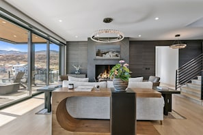 House, 5 Bedrooms | Interior - Spacious Ski Getaway Hot Tub 5 Bedroom 5 Home (Heber City)