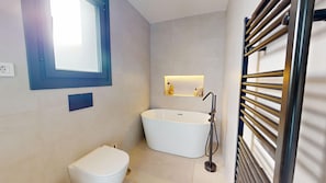 Shower, hair dryer, towels - Villa Elba - A Santa Rosalia Beach Resort (Torre Pacheco)