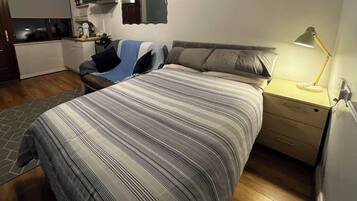 Room, 1 Bedroom, Balcony, Garden View