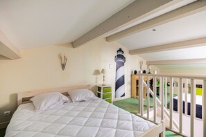 2 chambres, fer et planche à repasser