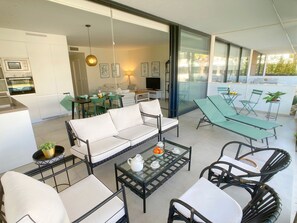 Interior - Modern Ground Floor Apartment in Islas Menores with Community Pool and Garden (Islas Menores)