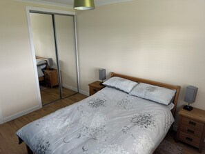 3 sovrum, strykjärn/strykbräda, wi-fi och sängkläder