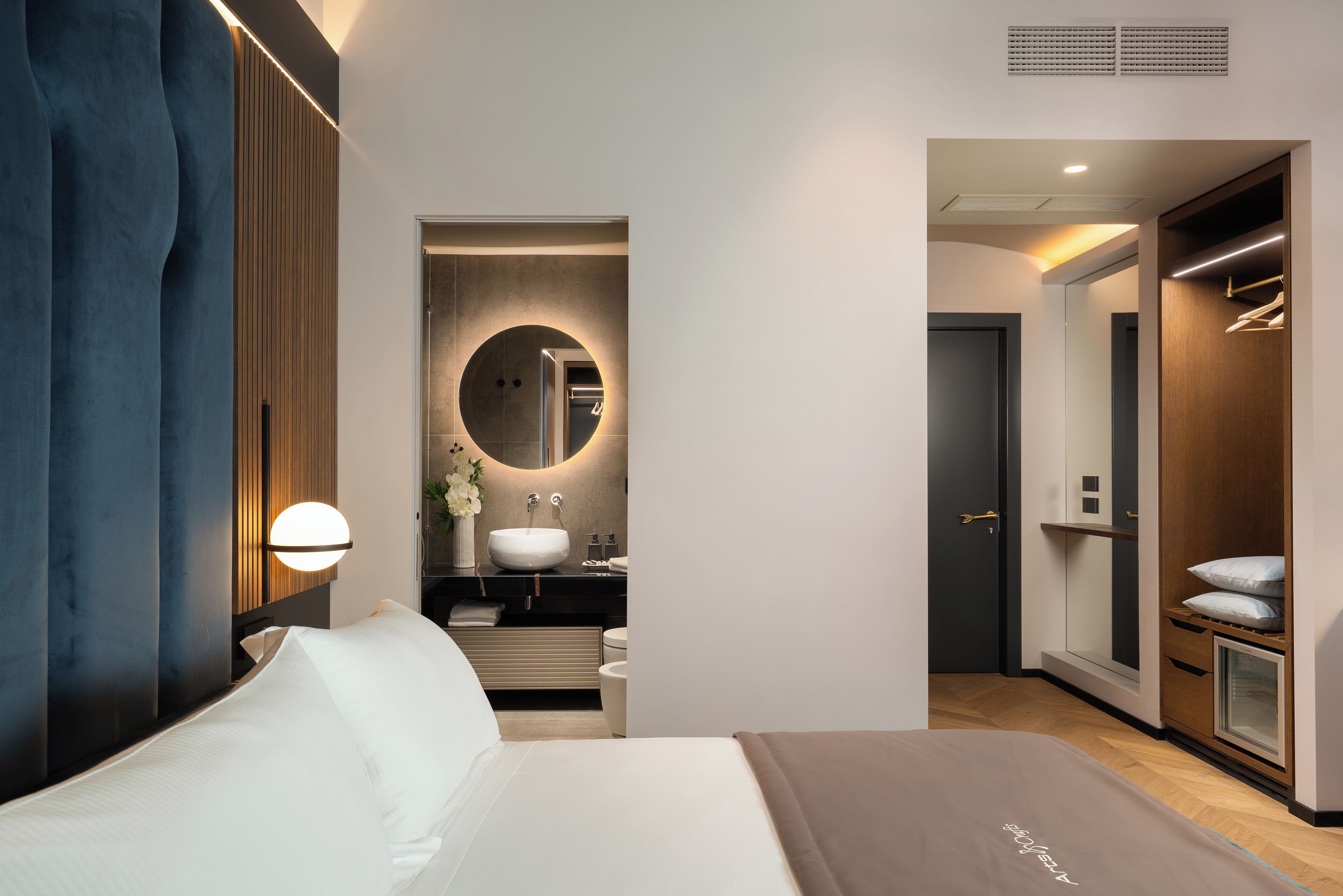 Executive Double Room, Courtyard View