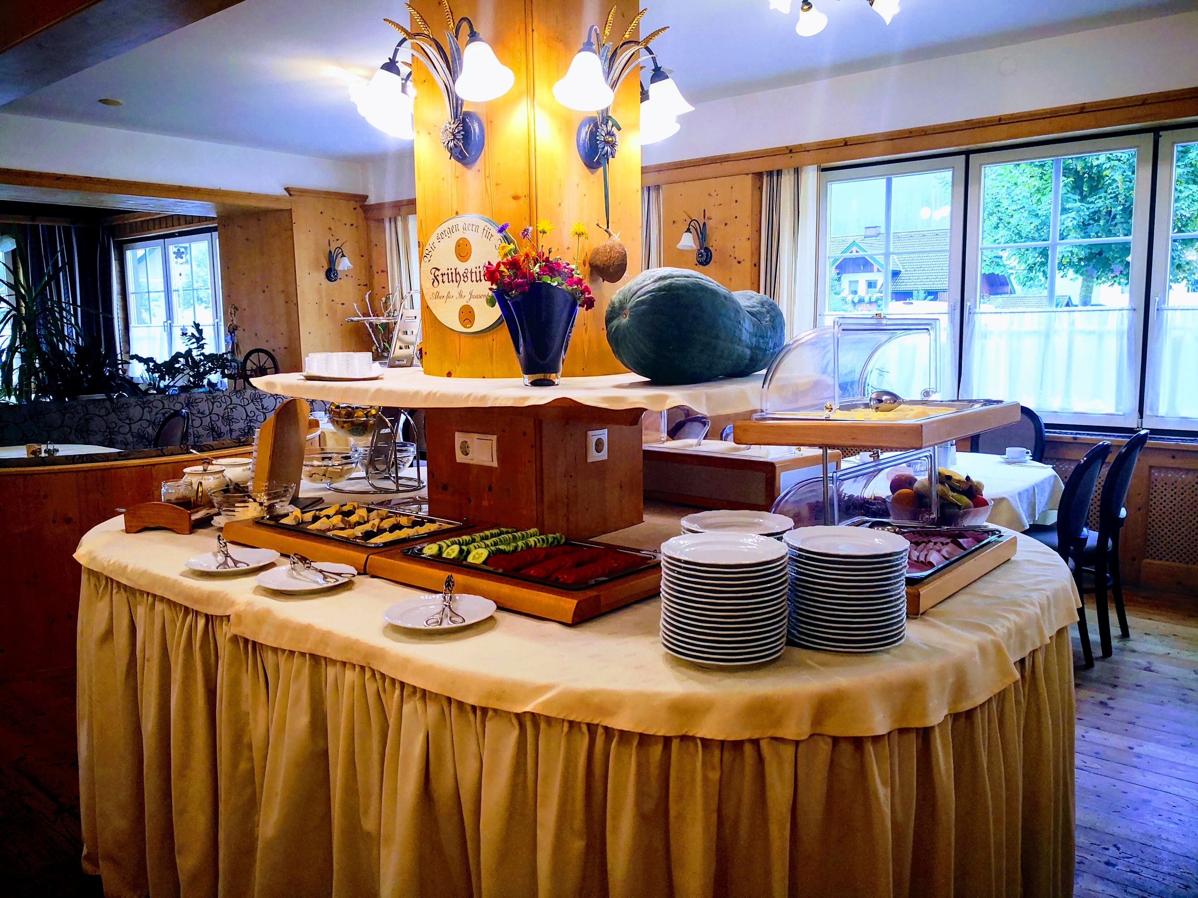 Tägliches inbegriffenes Frühstücksbuffet