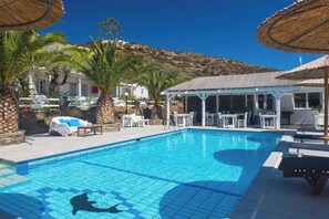 Seasonal outdoor pool, pool umbrellas, sun loungers