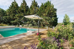 Pool - Maison des hôtes – Dordogne: Charming Cottage for 4-5 Guests in Nature (Saint-Crépin-d'Auberoche)