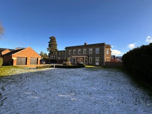 Exterior - Elegant country house in Oakham, Rutland. (Oakham)