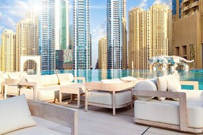 Property grounds - LUX The JW Marina Suite 5 (Dubai)