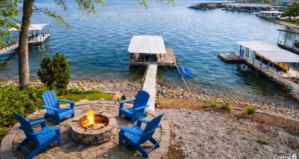Sunset & Chill Lakefront 3 Bed/2Bath/Dock/Firepit/HotTub-10PP