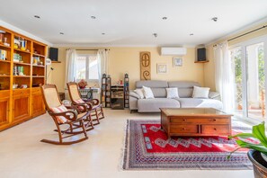 TV - Aimima - with private swimming pool (Palma)