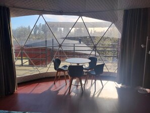 Family Quadruple Room, Pool View | Interior - Glamping Domos Lago rapel (Las Cabras)