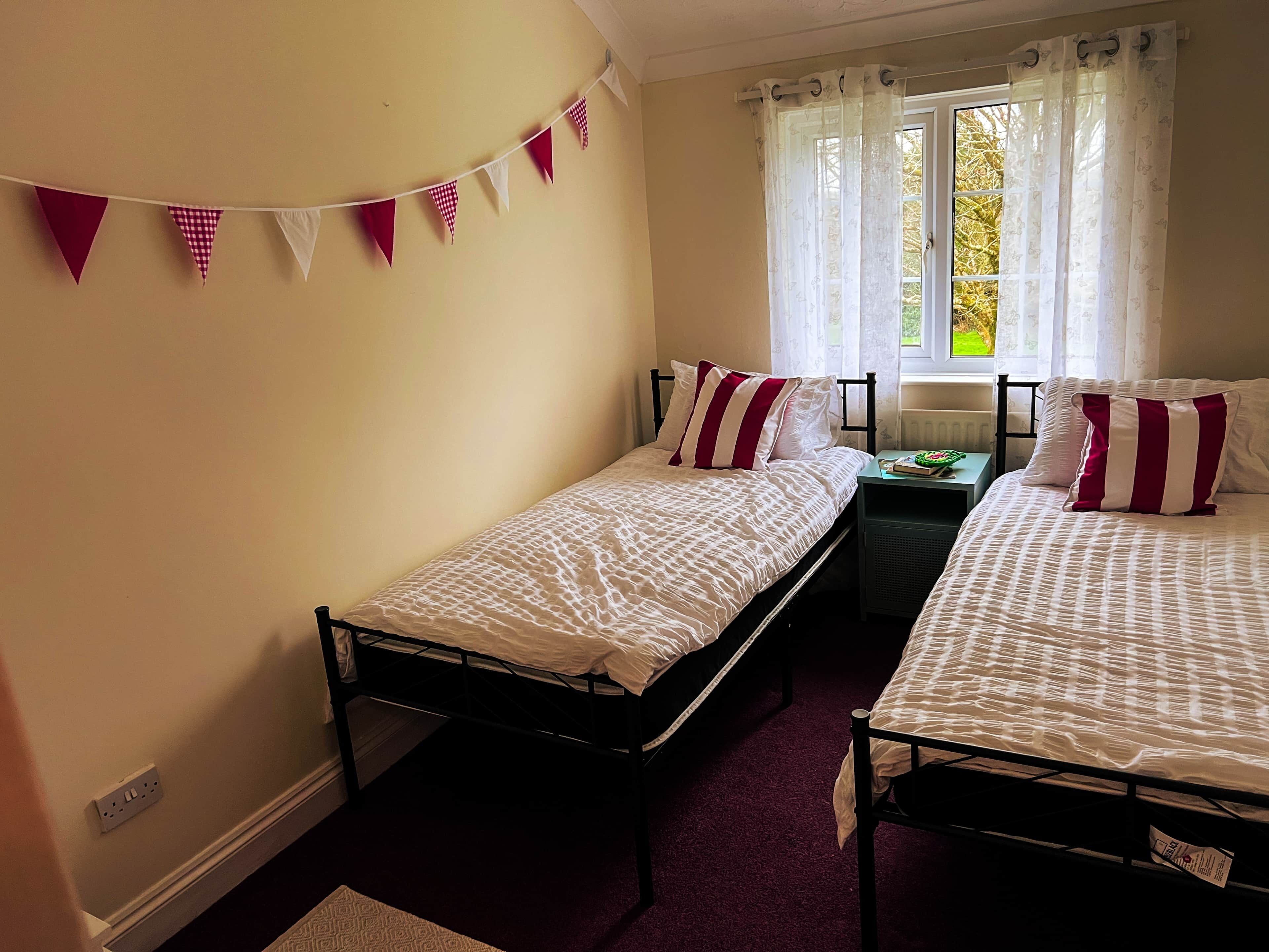 2 bedrooms, WiFi, bed sheets