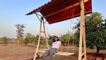 Rom – standard, hageutsikt | Overnattingsstedets uteområder