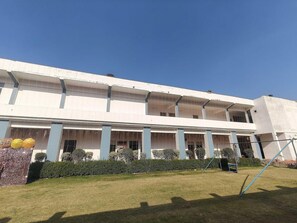 House | Exterior - Hotel O Takrohi Hospital Road (Lucknow)