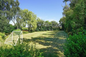 Maison, 6 chambres, fumeurs, piscine privée | Jardin