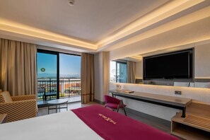 Cofres nos quartos, quartos à prova de som, Wi-Fi de cortesia