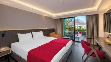 Double or Twin Room | In-room safe, soundproofing, free WiFi