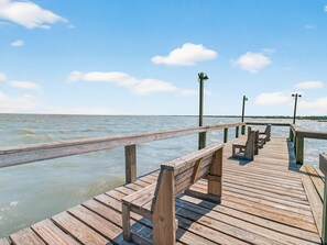 Miscellaneous - Bayfront Kontiki 708 (Rockport)