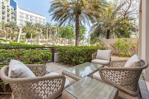 Terrace/patio - Peaceful Villa Bedroom + Assistant Room, Cliffside View (Fujairah)