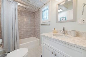 Towels - Mariner's Light by Seaside Vacations & Sales (Chincoteague Island)