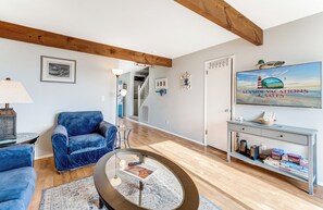 Interior - The Teal on Eel Creek by Seaside Vacations (Chincoteague Island)