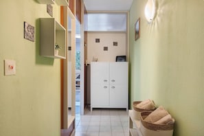 Interior - Apartment 'Quality Time at 1000 Meters' with Park View, Balcony and Wi-Fi (Schönwald im Schwarzwald)