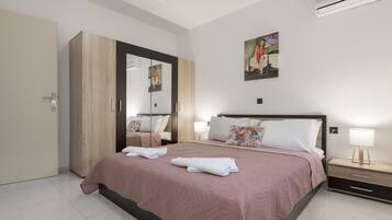 3 chambres, fer et planche Ă repasser, Wi-Fi, draps fournis