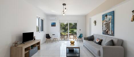 Télévision, table de tennis de table