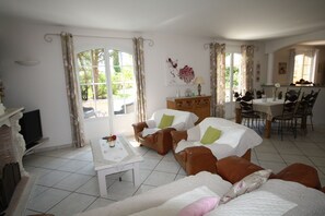 Living area - Bastide Carpe Diem (Fabrègues)