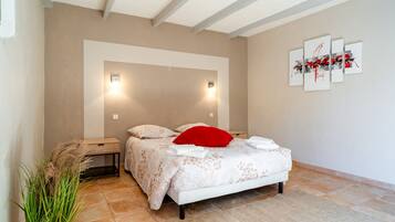 3 camere, ferro/asse da stiro, Wi-Fi, lenzuola