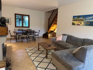 Living area - La Noria - Sun, sea and vineyards in the background (Saint-Raphaël)