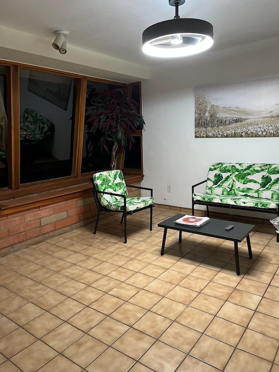 Enjoyable 3-bedroom House With Ac In Quiet Tucson Neighborhood - Tucson, AZ