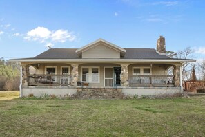 Exterior - Stunning Views Gated Mountain Retreat 20 Acres (Garland County)