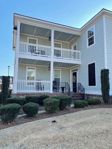 Quiet and beautiful dual couples retreat! Close to masters