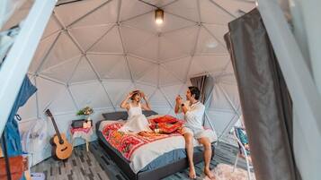 Classic Room, Lanai, Hill View | Free WiFi