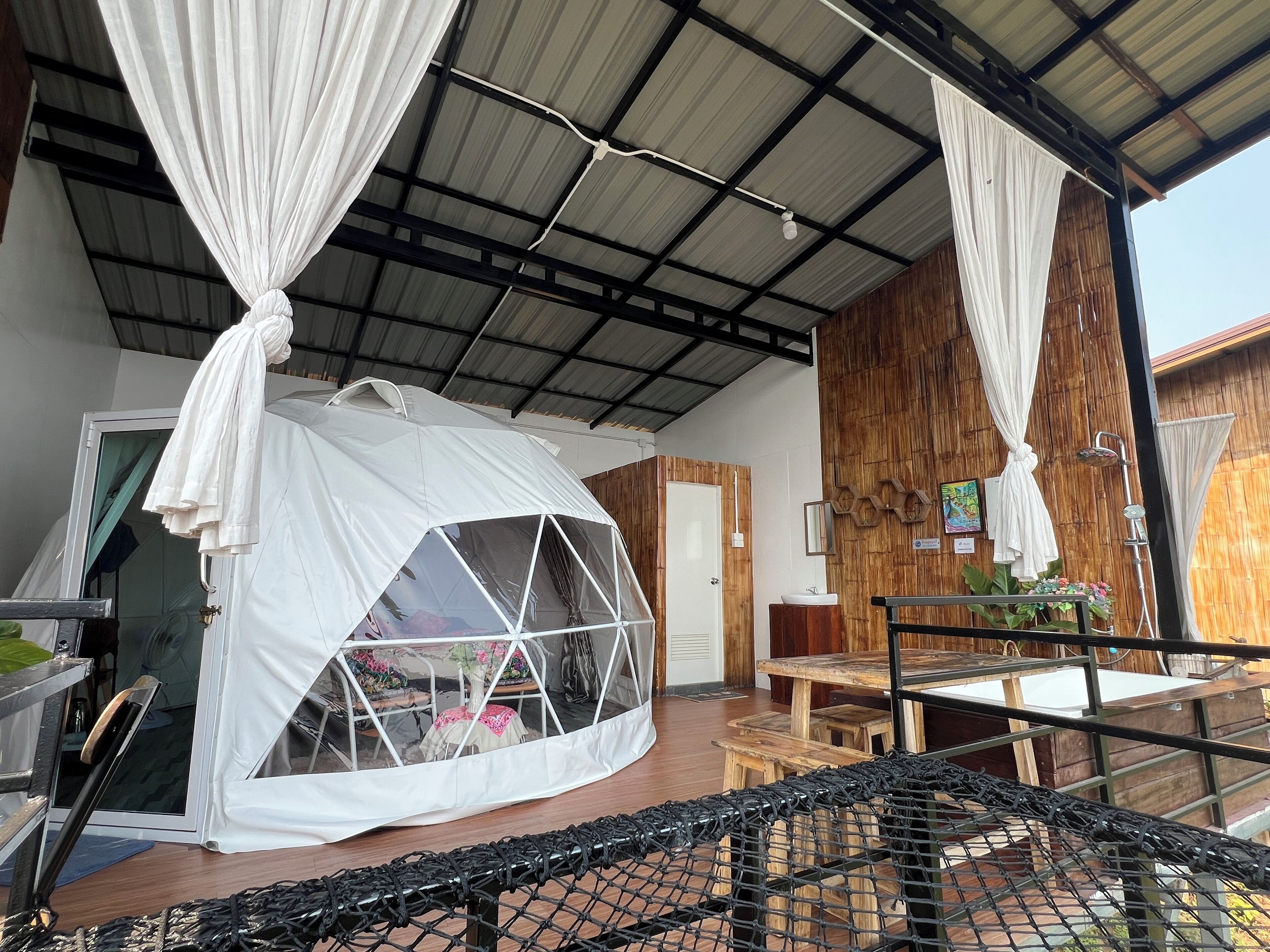 Klassieke kamer, veranda, uitzicht op heuvels | Woonruimte