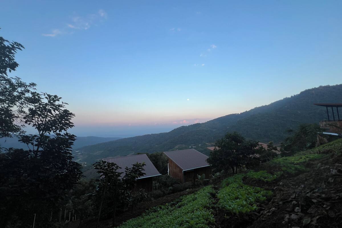 Classic-herbergi - verönd - útsýni yfir hæð | Fjallasýn