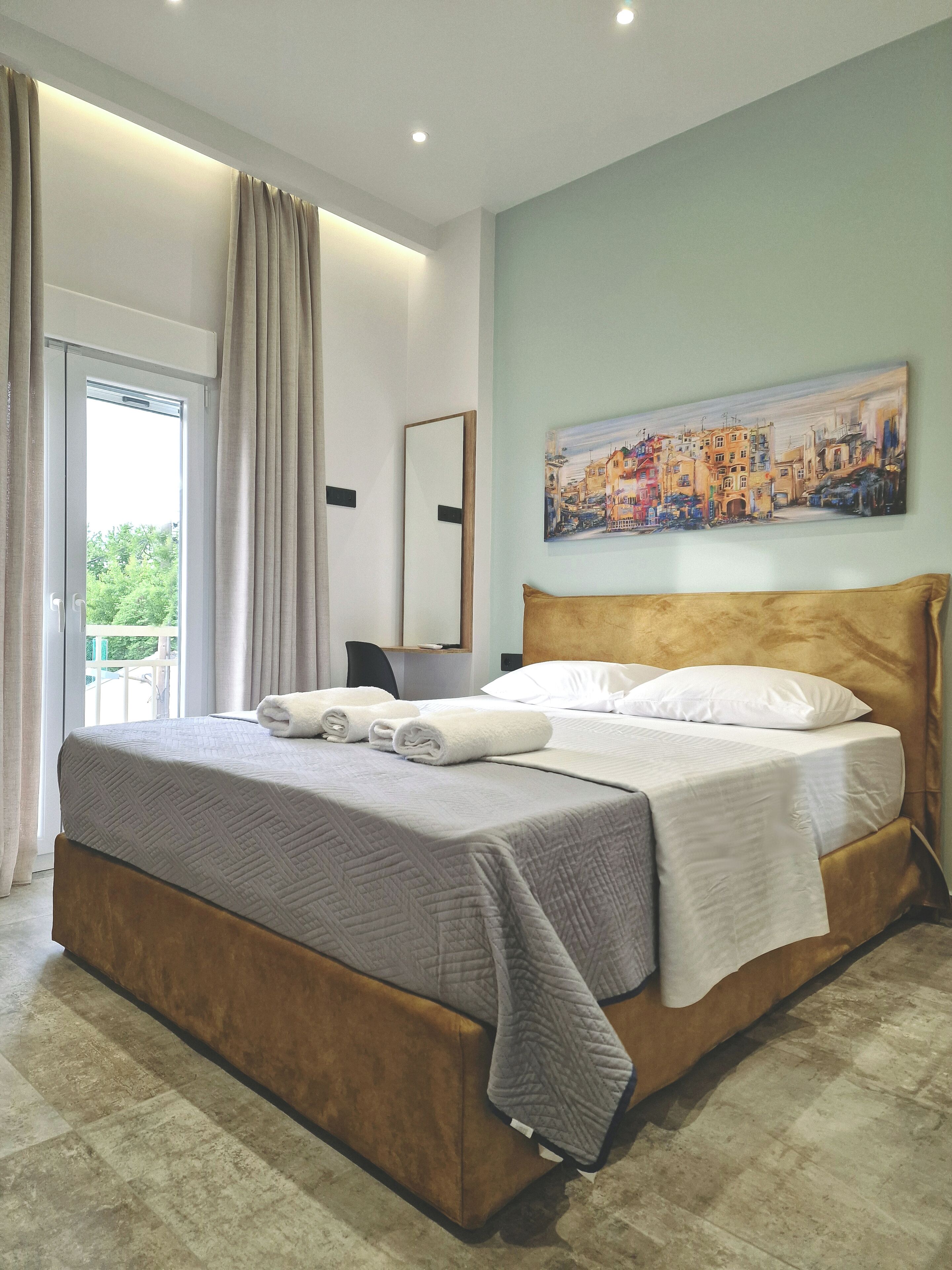 2 quartos, ferros/tábuas de passar roupa, Wi-Fi, roupa de cama