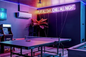 Game room - Sauna · Cold Plunge · Game Room · Heated Pool · Mini Golf (Mesquite)