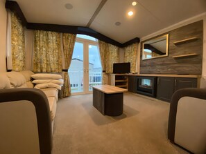 Living area - Thameside (Rochester)