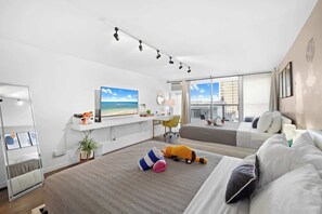 1 habitación, muebles diferentes y escritorio 