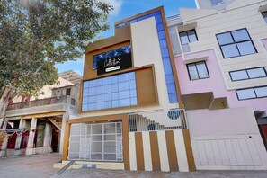 House | Exterior - Collection O Meghdoot Garden (Indore)