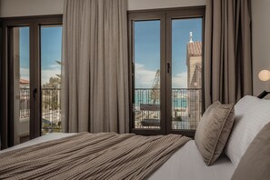 2 室のベッドルーム、セーフティボックス (室内)、アイロン / アイロン台、旅行用ベビーベッド